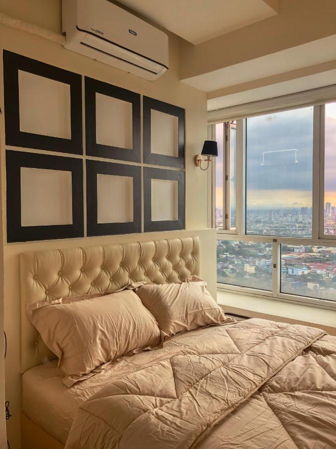 Hotel Ambiance, Spacious 2-Bedroom Condo In Qc Manila Exterior foto